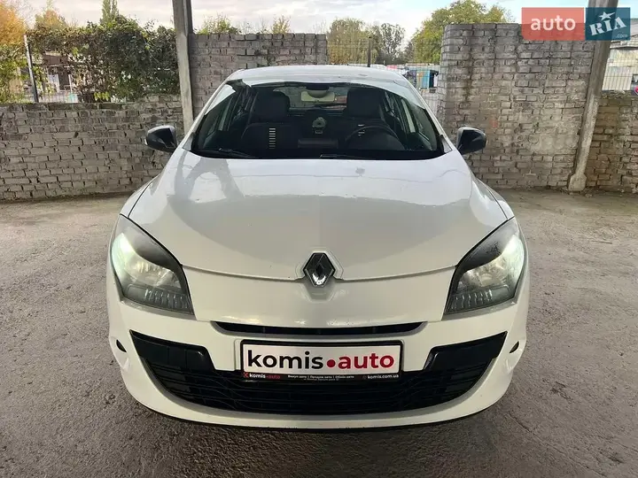 Renault Megane 2011 photo 4