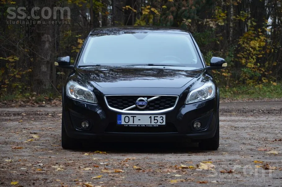 Volvo C30 2012 photo 2