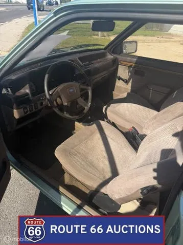 Ford Escort 1982 photo 2