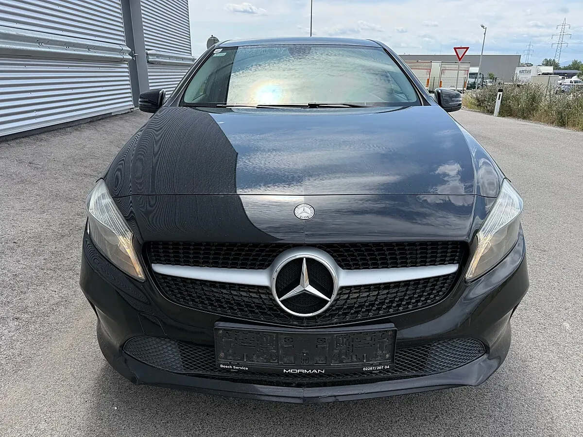 Mercedes-Benz A-Class 2016 photo 3