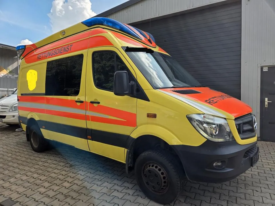 Mercedes-Benz Sprinter