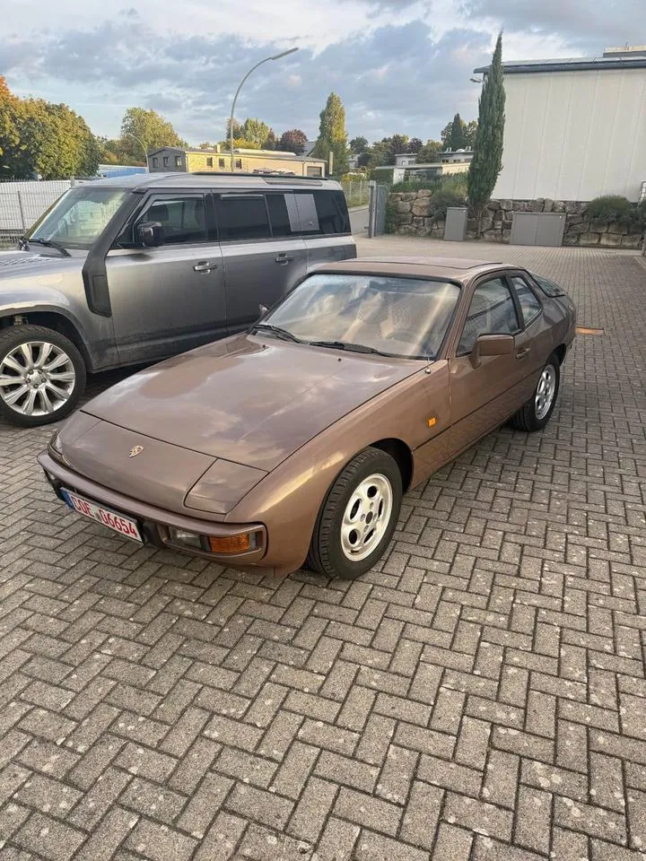 Porsche 924 Targa