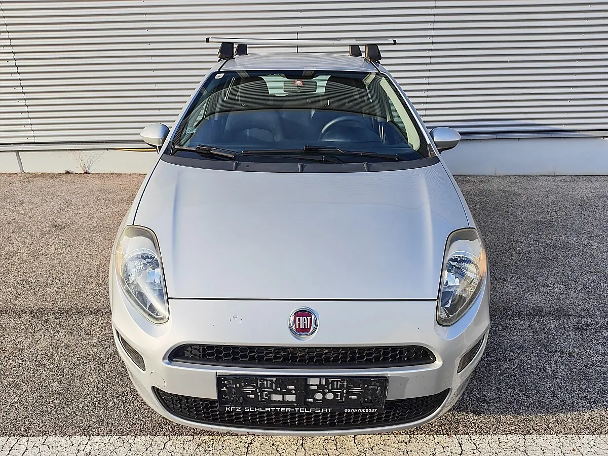 Fiat Grande Punto 2015 photo 2