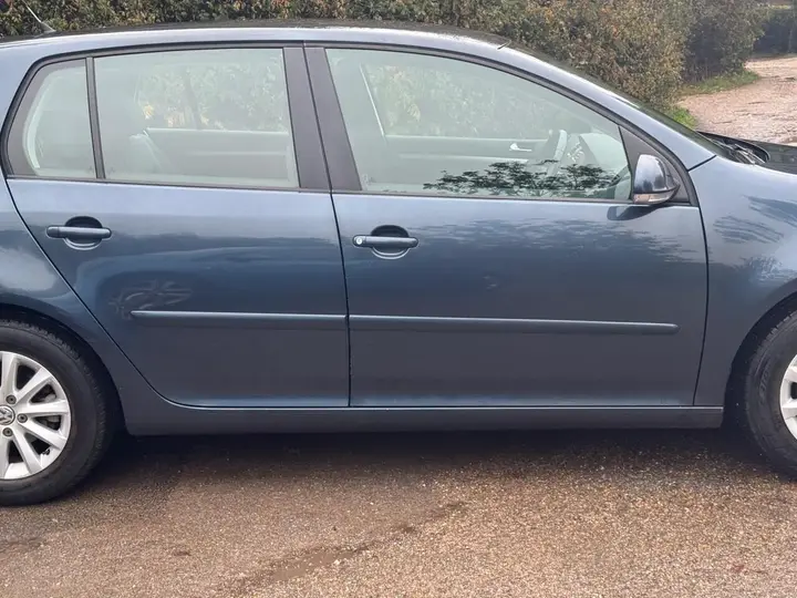 Volkswagen Golf 2008 photo 4