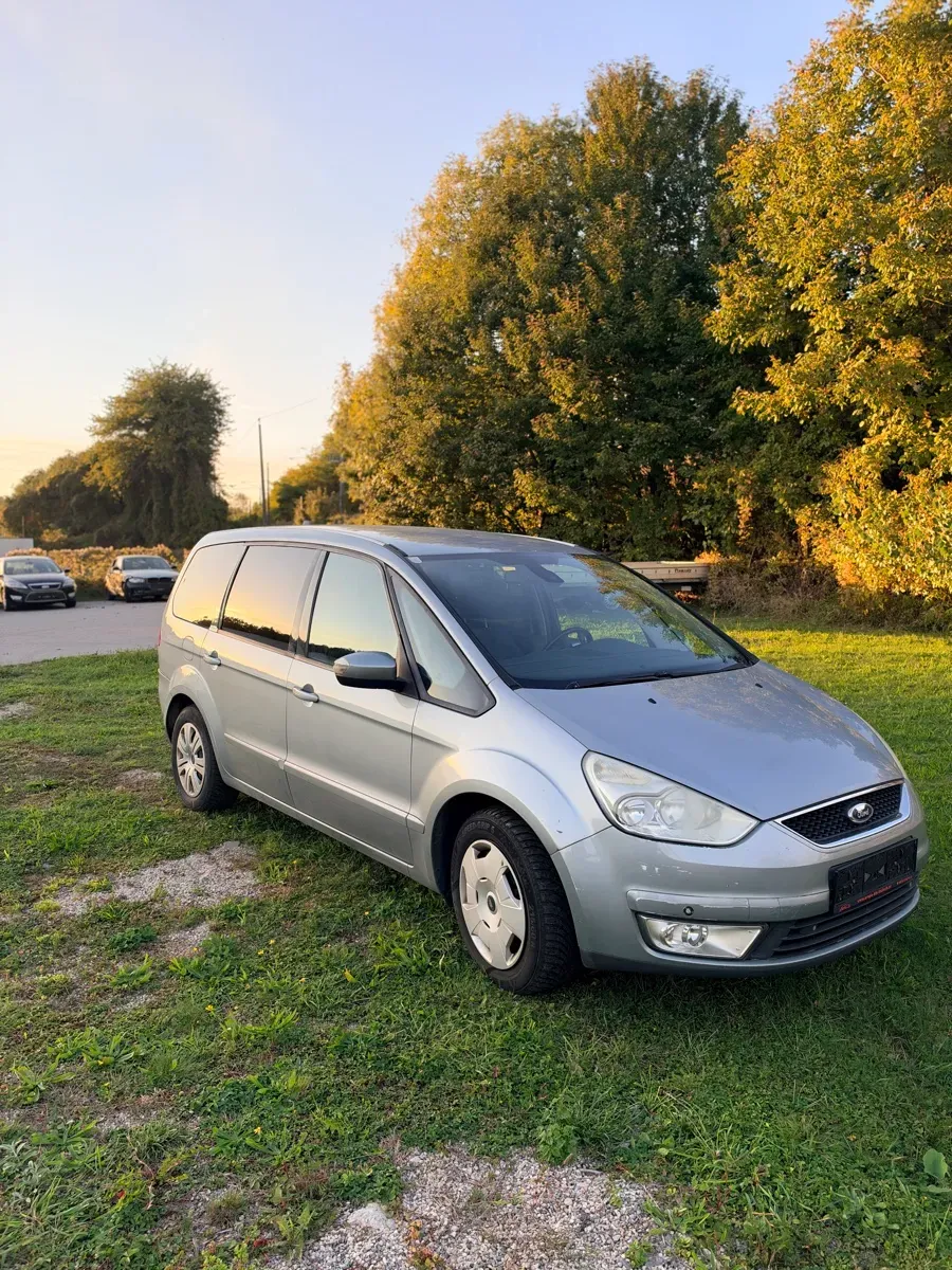 Ford Galaxy 2008 photo 2