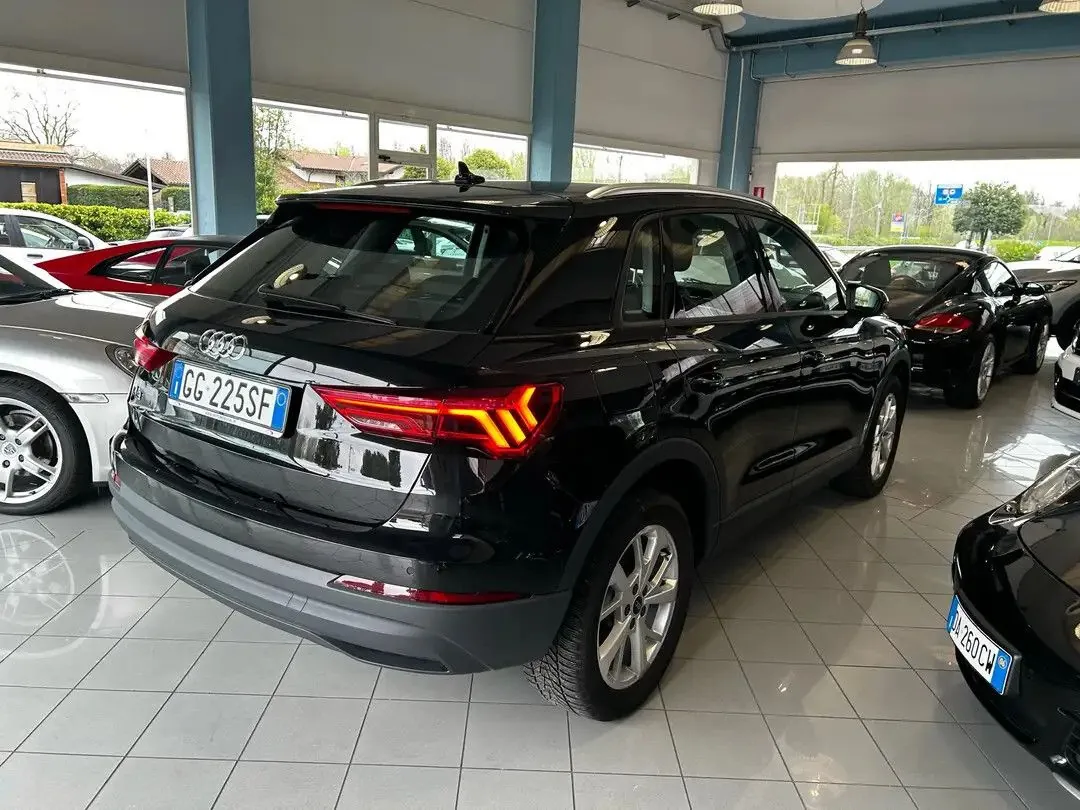 Audi Q3 2022 photo 4