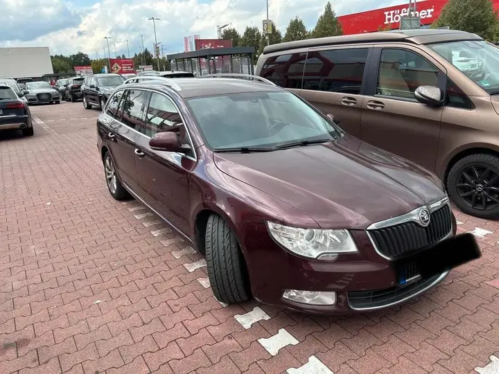 Skoda Superb Combi