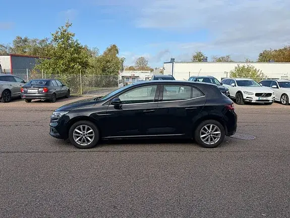 Renault Megane 2018 photo 2