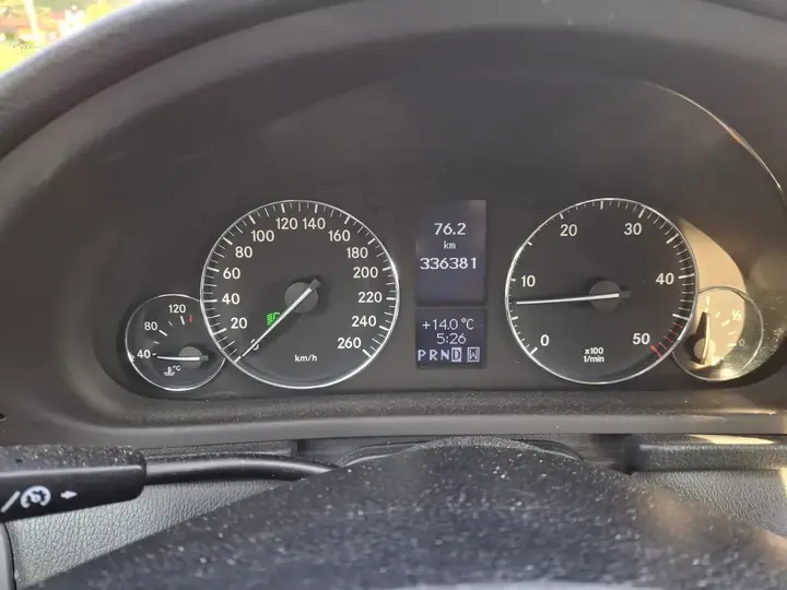 Mercedes-Benz C-Class 2000 photo 2