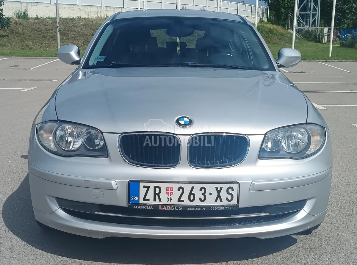 BMW 1 Series 2010 photo 3