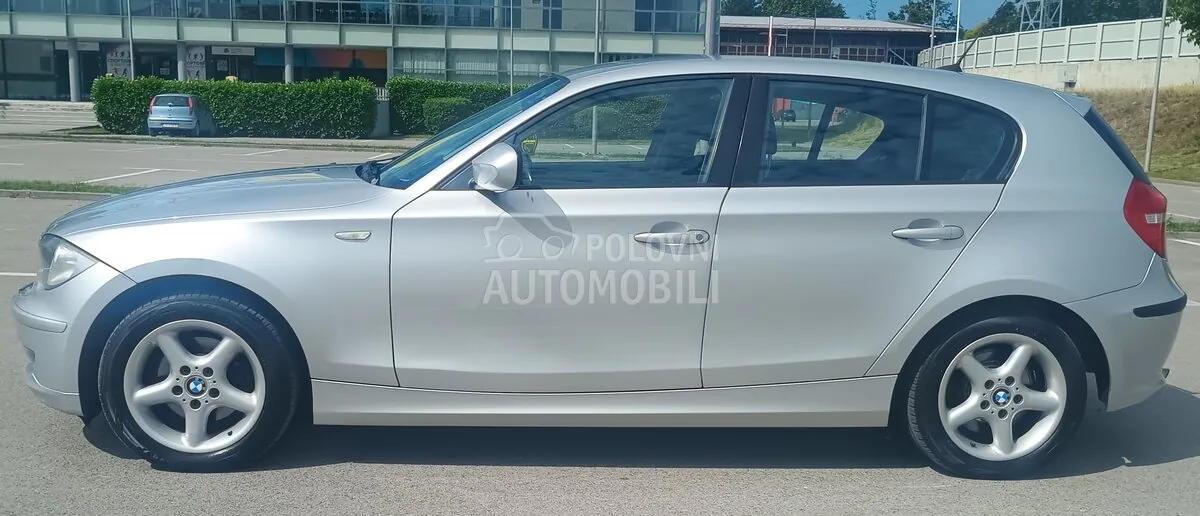 BMW 1 Series 2010 photo 4