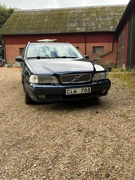 Volvo V70 2000 photo 2