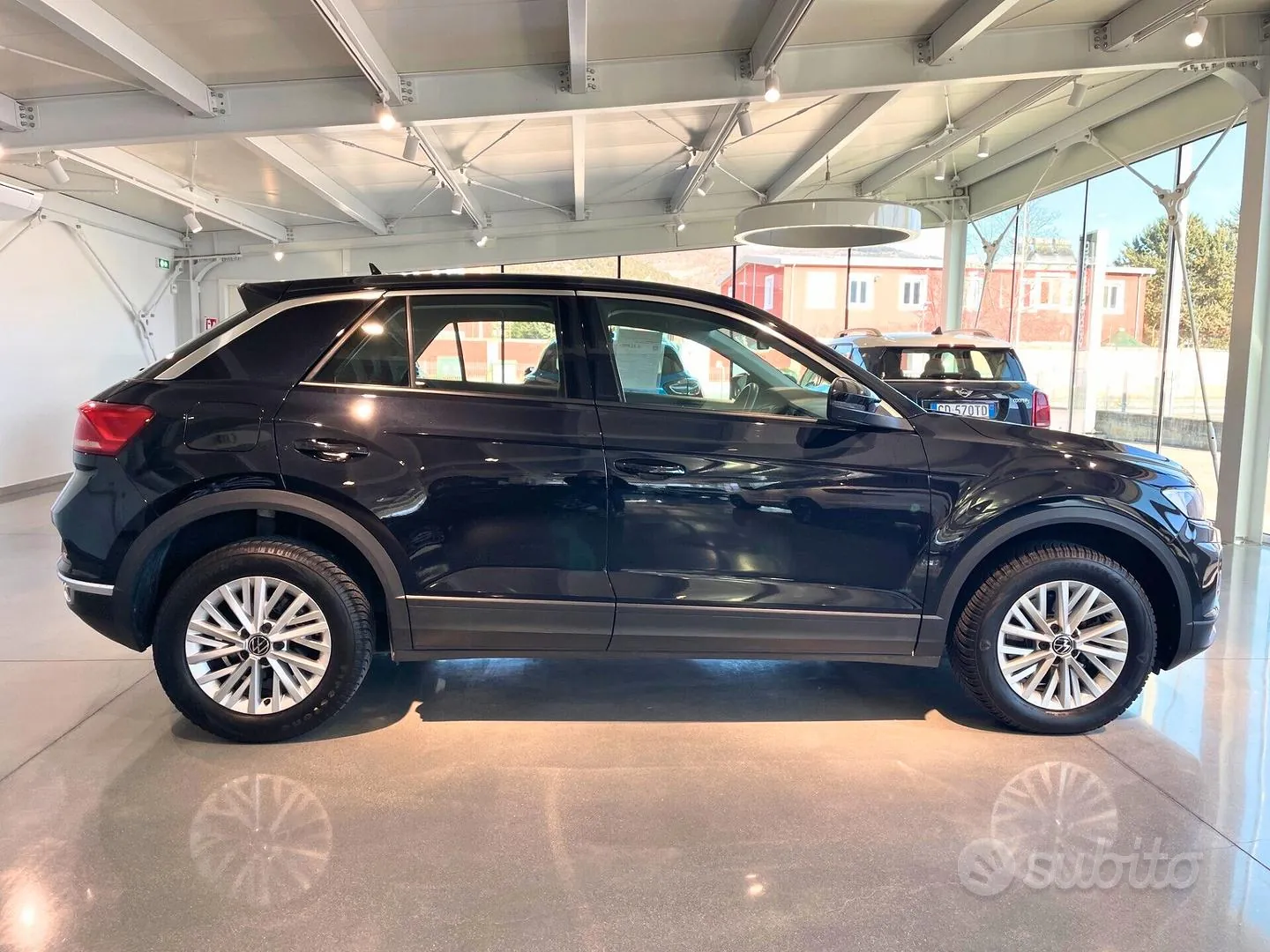 Volkswagen T-Roc 2021 photo 3
