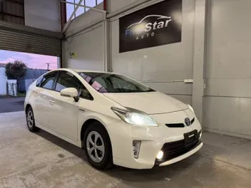 Toyota Prius 2013 photo 2