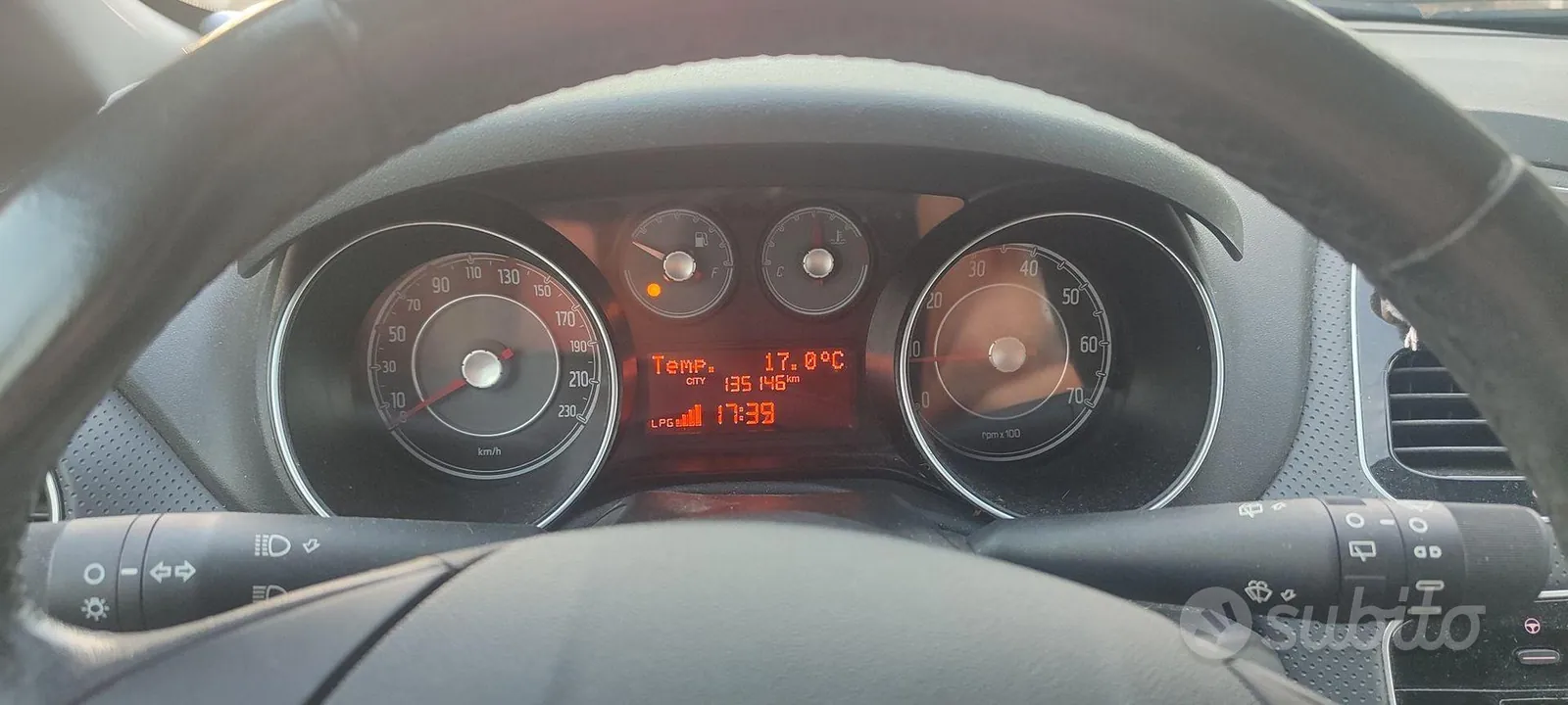 Fiat Punto Evo 2012 photo 4