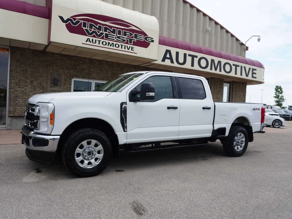 Ford F350 2023 photo 3