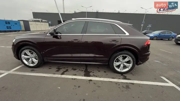 Audi Q8 2019 photo 5