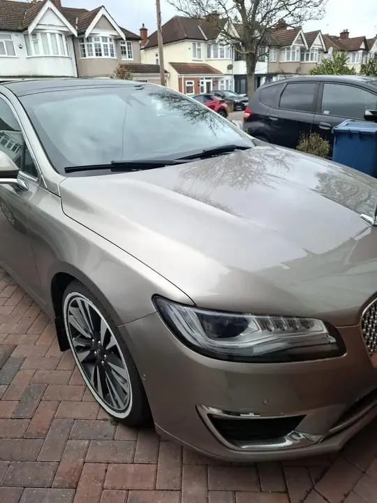 Lincoln Mkz