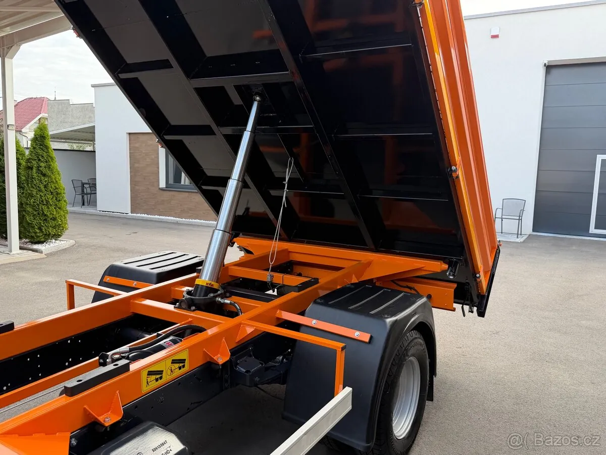 Iveco Daily 2013 photo 5