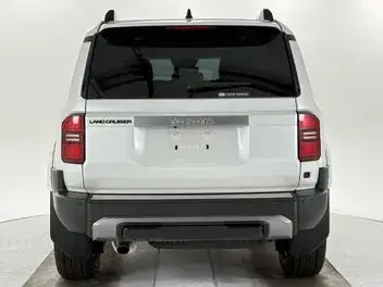 Toyota Land Cruiser Prado 2026 photo 3
