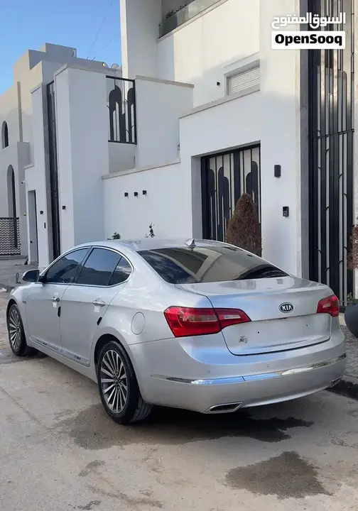 Kia Cadenza 2012 photo 2