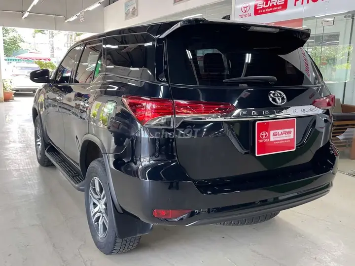 Toyota Fortuner 2024 photo 4