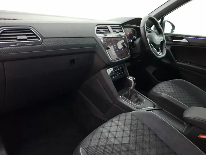 Volkswagen Tiguan 2023 photo 5