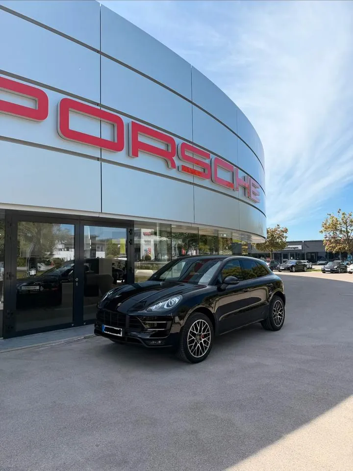 Porsche Macan Turbo