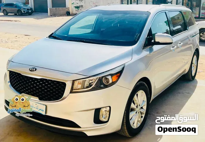 Kia Sedona 2016 photo 2