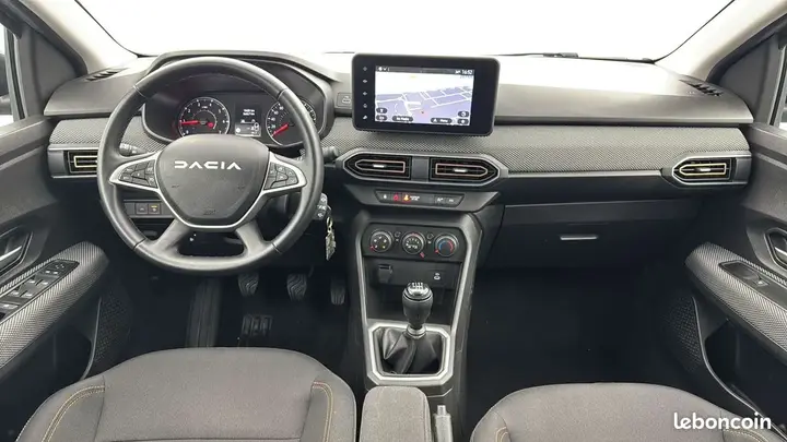Dacia Sandero 2025 photo 3