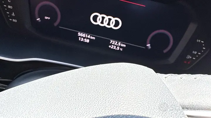 Audi Q3 2020 photo 4