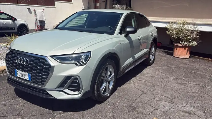 Audi Q3 2020 photo 2