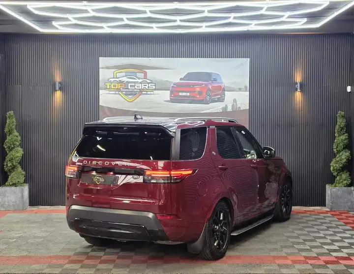 Land Rover Discovery 2017 photo 3