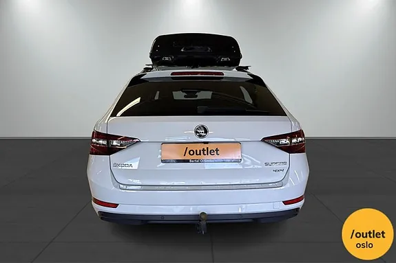 Skoda Superb 2018 photo 4