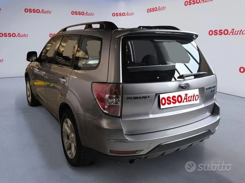 Subaru Forester 2010 photo 4