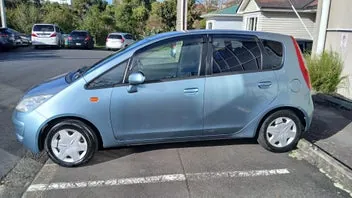 Mitsubishi Colt 2009 photo 2