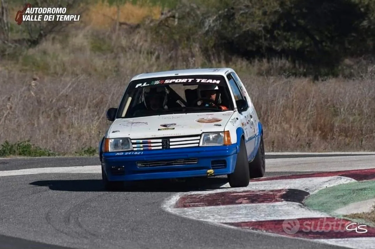 Peugeot 205 1990 photo 3