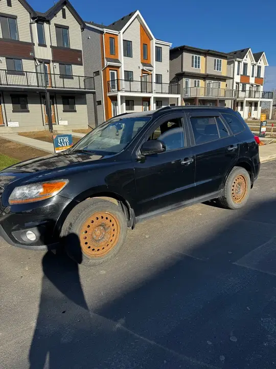 Hyundai Santa Fe 2011 photo 3