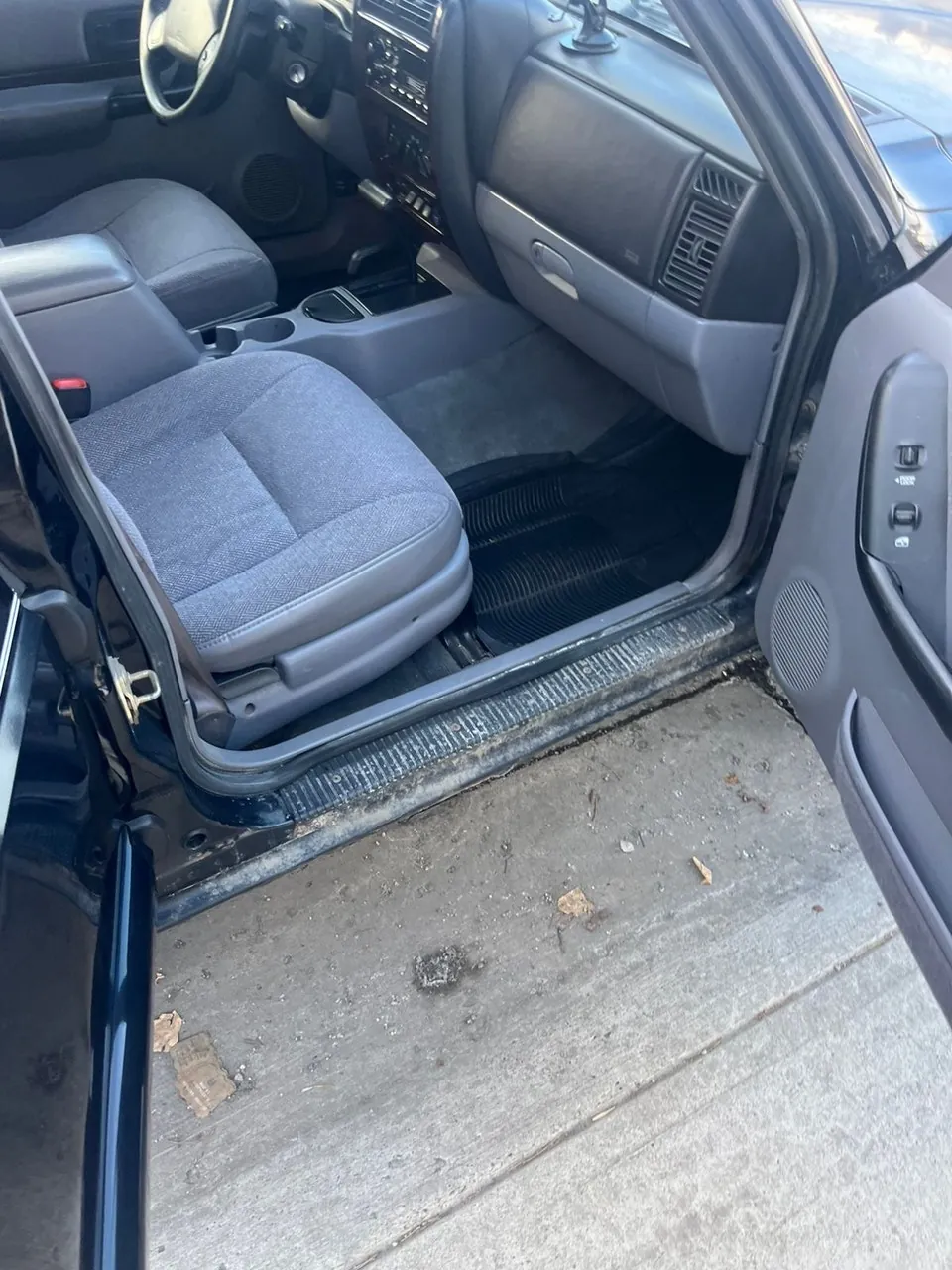 Jeep Cherokee 1997 photo 5