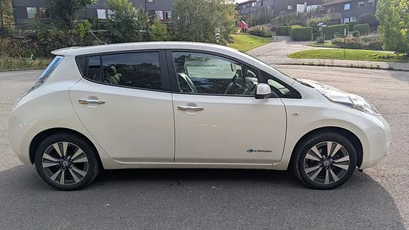 Nissan Leaf 2014 photo 3