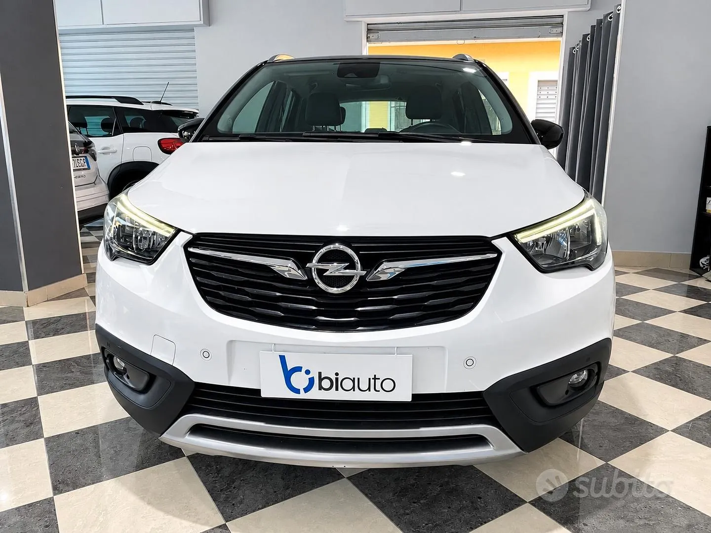 Opel Crossland X 2018 photo 2
