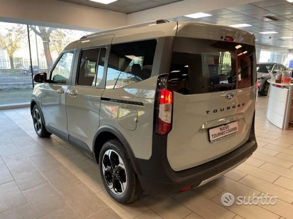 Ford Tourneo Courier 2024 photo 5
