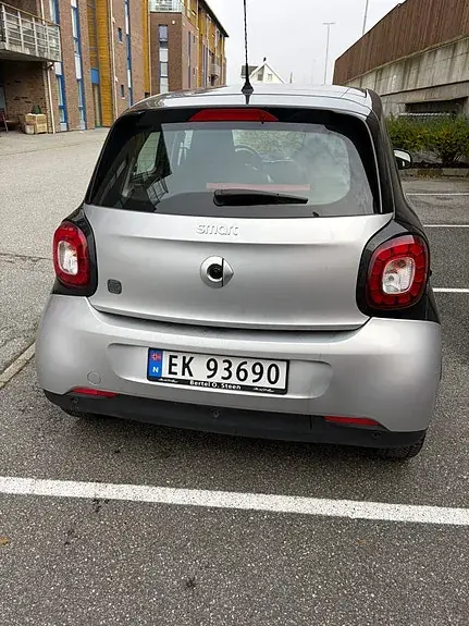 Smart Forfour 2018 photo 5