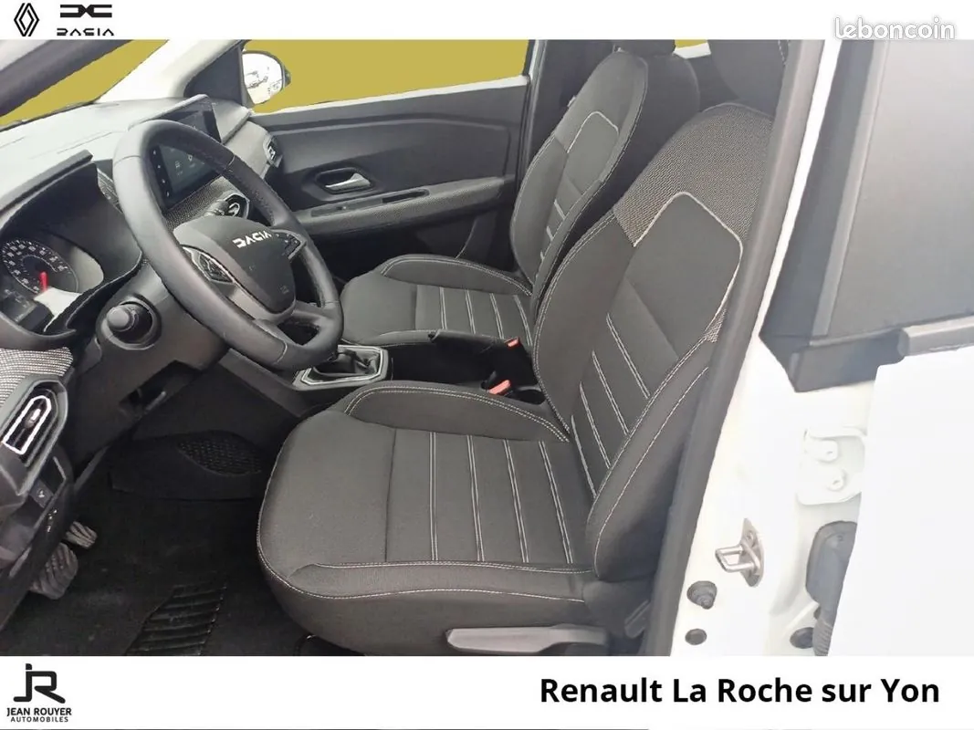 Dacia Sandero 2023 photo 3