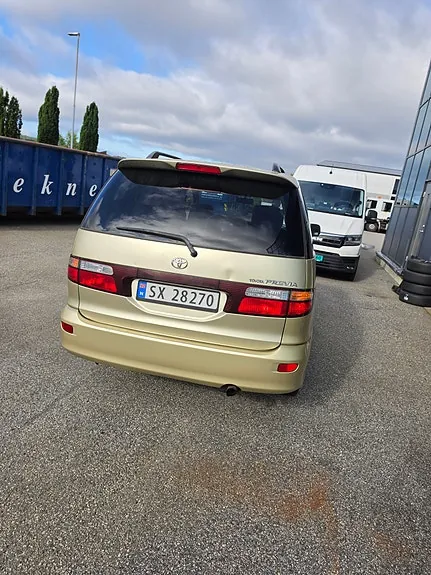 Toyota Previa 2001 photo 3