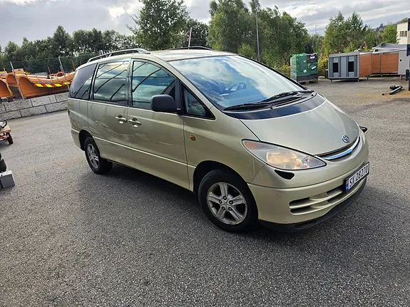 Toyota Previa 2001 photo 4