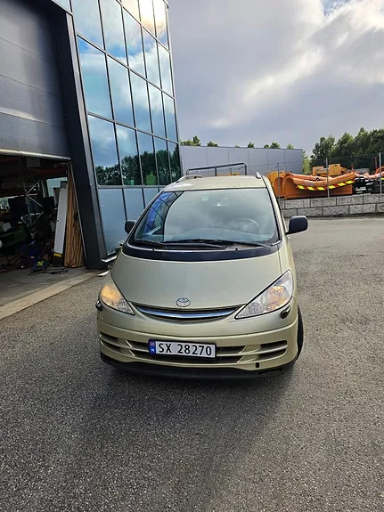 Toyota Previa 2001 photo 5