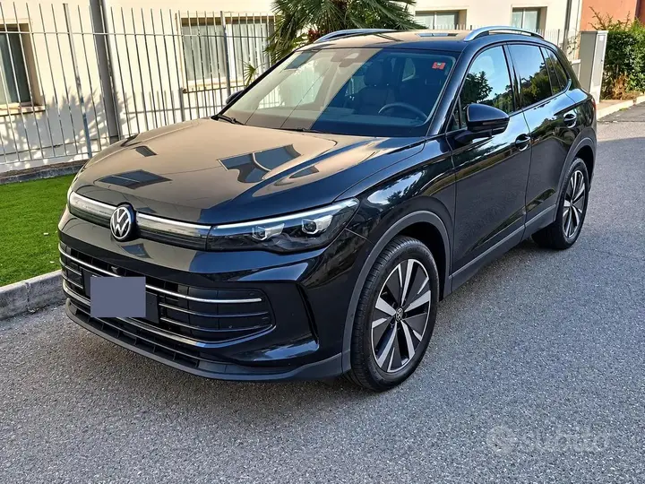 Volkswagen Tiguan 2024 photo 4