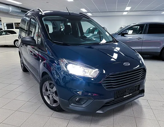 Ford Transit Courier 2022 photo 3