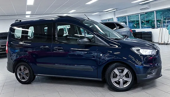 Ford Transit Courier 2022 photo 2
